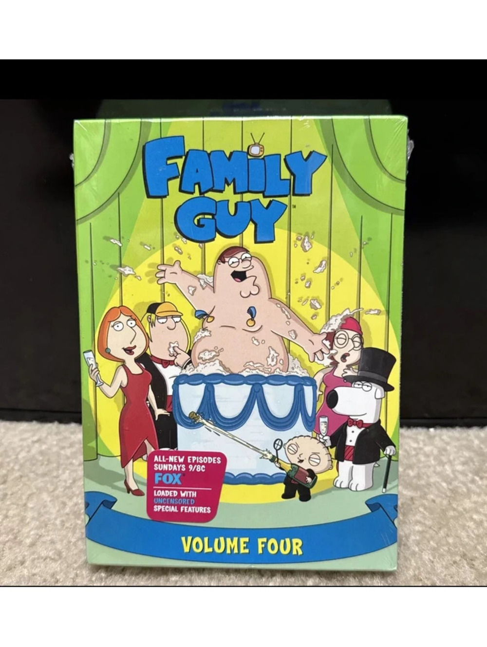 New Sealed Family Guy Volume 4 (3-disc DVD Set) 14 episodes from Season 4 -